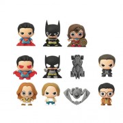 3D Foam Collectible Bag Clips - DC - Batman Vs Superman: Dawn Of Justice - 24pc Blind Bag Display