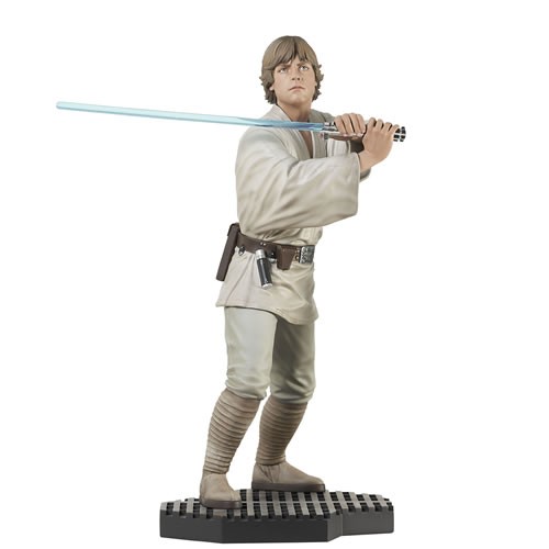 Star Wars Milestones Statues - Ep IV A New Hope - 1/6 Scale Luke Skywalker (Training)