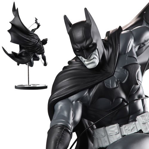 Batman B&W Statues - 1/10 Scale Batman By Inhyuk Lee