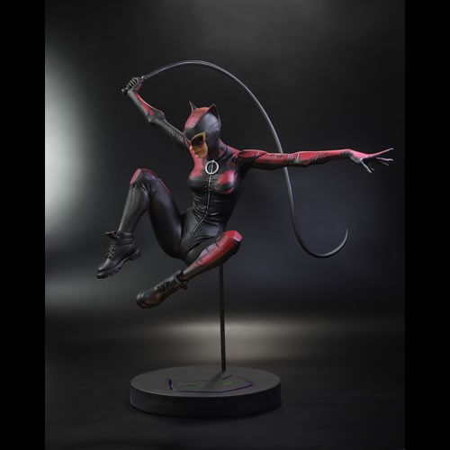 DC Designer Series Statues - 1/6 Scale Catwoman by Jock (Resin)